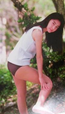 [色気]五十嵐いづみ 食い込むハイレグがエロい水着グラビア画像29枚！ 23