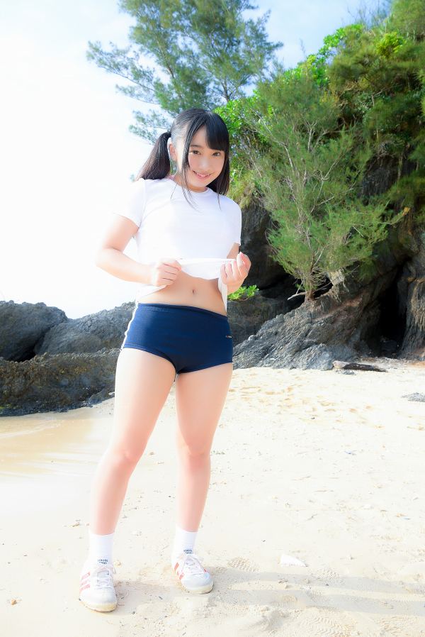 【美少女】一色杏子 ムッチリが抜ける競泳水着・ブルマー・制服グラビア画像50枚！ 20