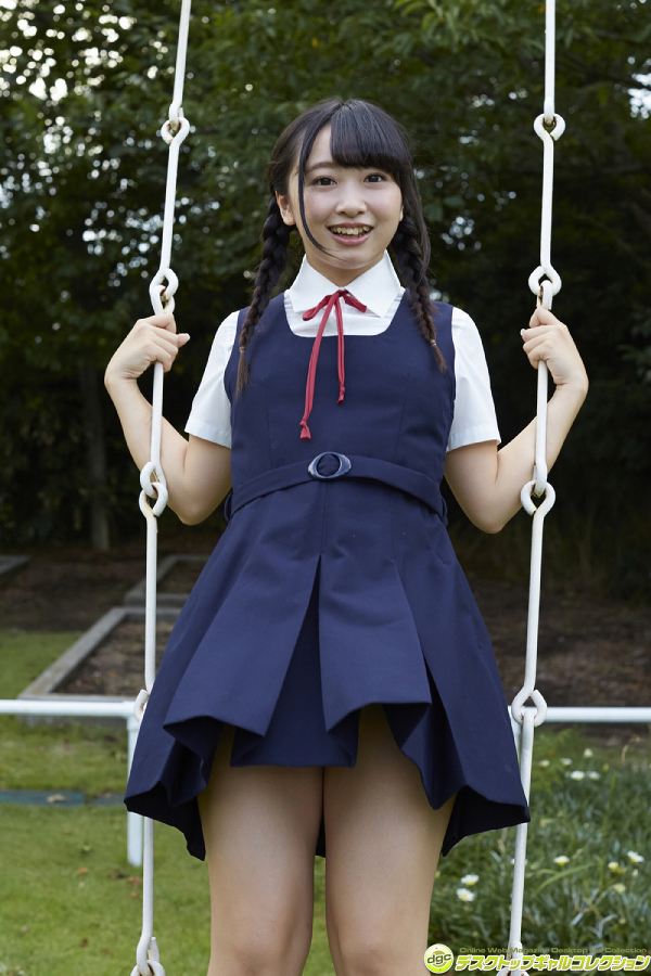 【美少女】一色杏子 ムッチリが抜ける競泳水着・ブルマー・制服グラビア画像50枚！ 28