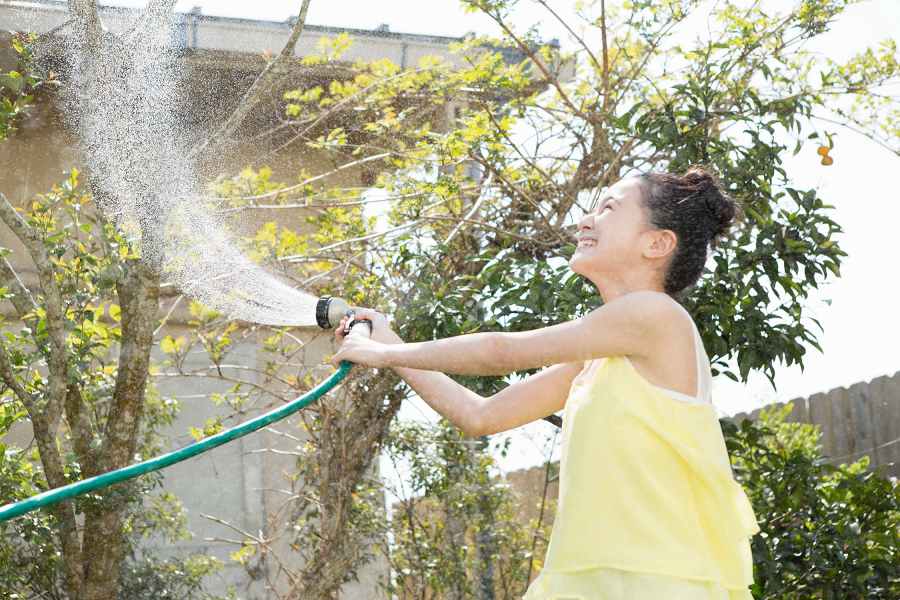 【S級美少女】山口まゆ 画像68枚！制服・ホットパンツ・ワンピースの太ももがエロいグラビア 21