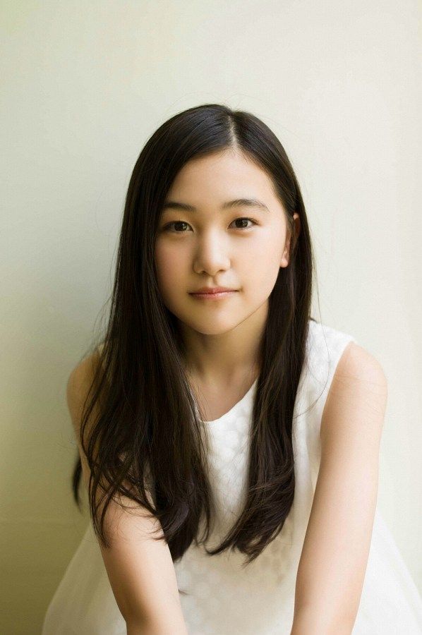 【S級美少女】山口まゆ 画像68枚！制服・ホットパンツ・ワンピースの太ももがエロいグラビア 45