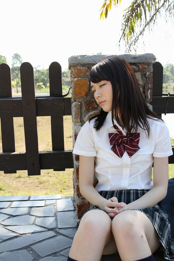 [可愛い]末永みゆ コスプレ画像100枚！M字開脚の股間が抜ける制服・レオタードグラビア 50