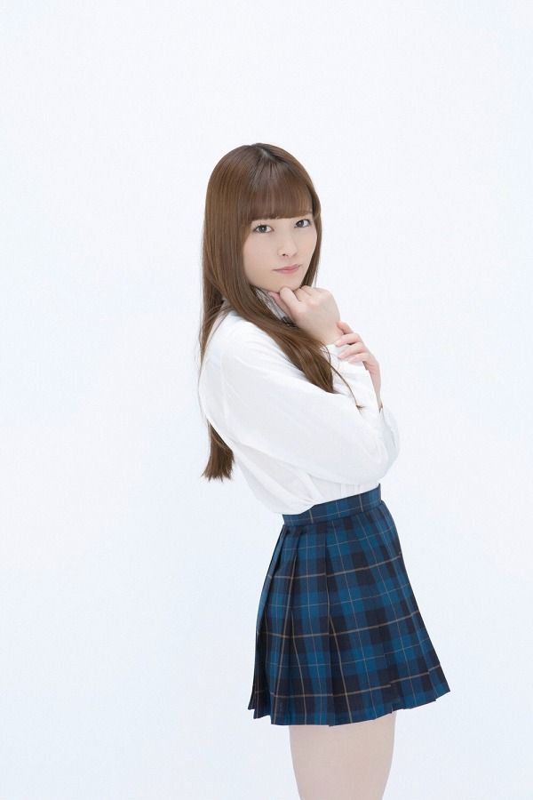【S級美少女】奥崎優茉 エロ画像48枚！ニーハイ制服コスプレ・水着が抜けるグラビア 4