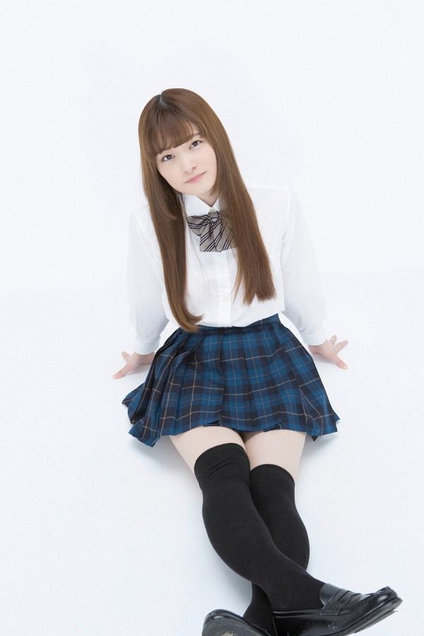 【S級美少女】奥崎優茉 エロ画像48枚！ニーハイ制服コスプレ・水着が抜けるグラビア 12
