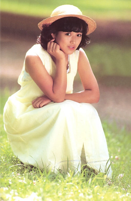 懐かしい！渡辺桂子 ハイレグ水着・ビキニ・セクシーグラビア画像26枚！ 17