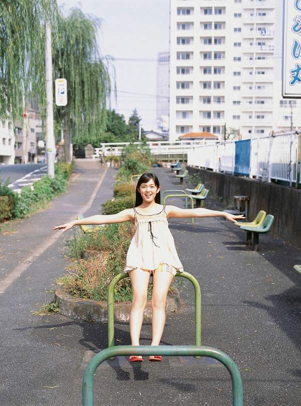 【美少女】矢作穂香(未来穂香) 画像77枚！美少女の制服やムチムチな太もものグラビアエロい 51
