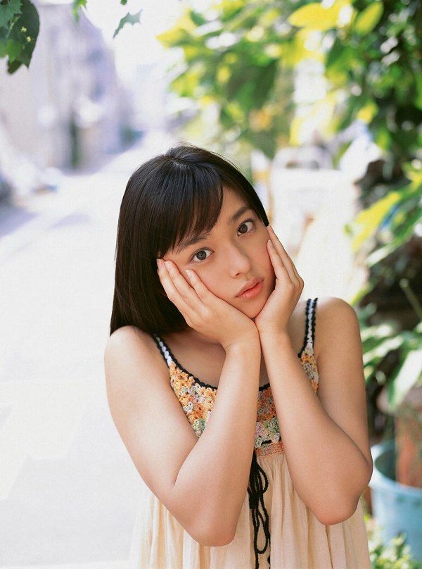 【美少女】矢作穂香(未来穂香) 画像77枚！美少女の制服やムチムチな太もものグラビアエロい 69