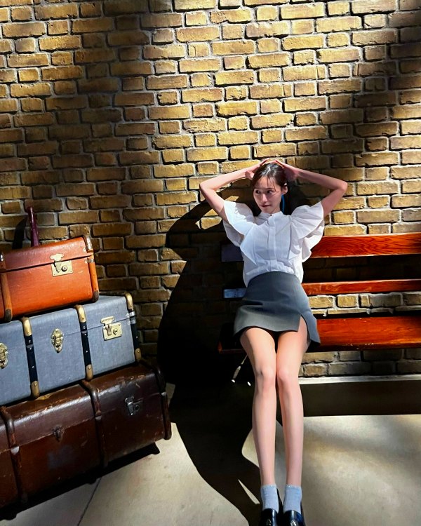【SSS級美女】島村みやこ エロ画像！おっぱい・お尻が抜ける水着下着グラビア 17
